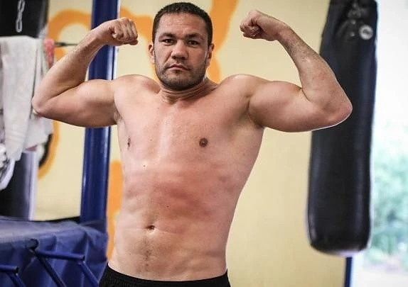 Кoбратa ляга под ножа