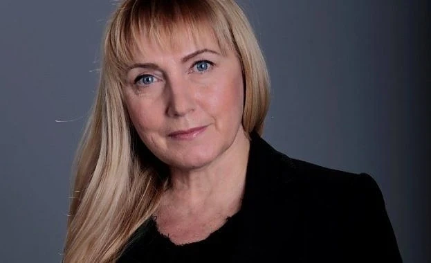 Елена Йончева: Със засекретяването на оградата се налага цензура