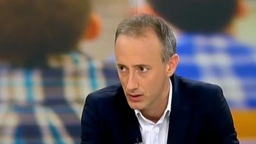 Красимир Вълчев: Неизбежно е да дигитализираме образованието