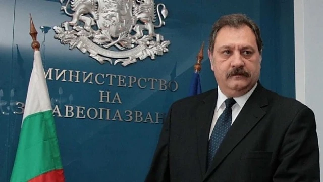 Трактор уби бившият бивш здравен министър 