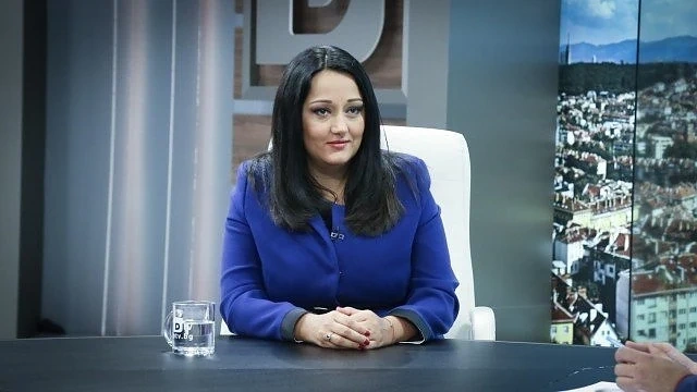 Лиляна Павлова: Ремонтът на НДК приключва до Коледа