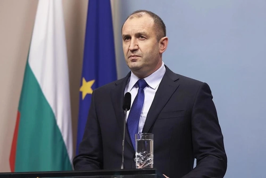 Президента във Фейсбук: Напрежението в сектор \