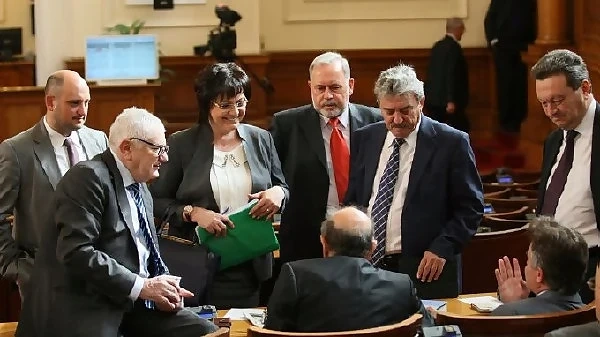 Възходите и паденията на политическото лидерство у нас