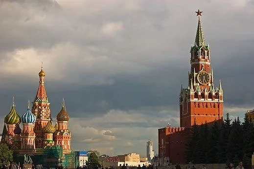 Русия засилва военното си присъствие в Арктика