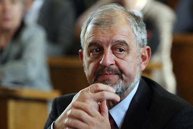 Проф. Иван Илчев: България трябва да бъде много внимателна с признаването на малцинства
