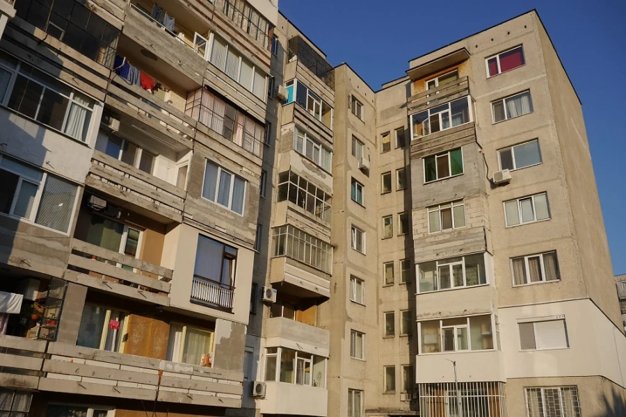 Всяка година наемната цена на общинските жилища ще се увеличава с 10%