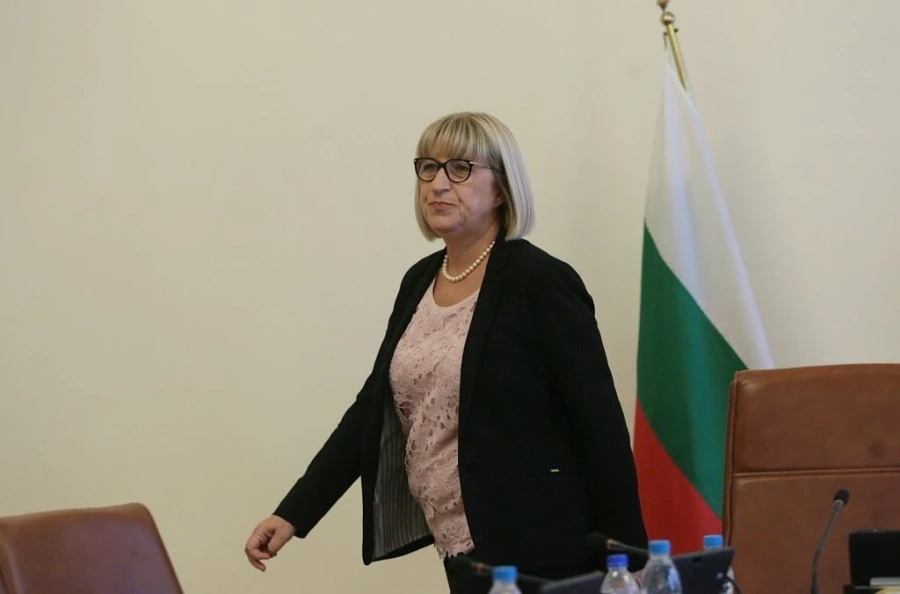 Цецка Цачева за доклада на ЕК: Това е най-позитивният доклад, който сме имали