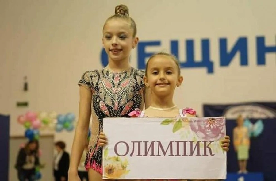 Сребърни отличия за \
