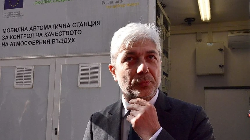 Въздухът в София става по-чист през последните години, смята екоминистърът