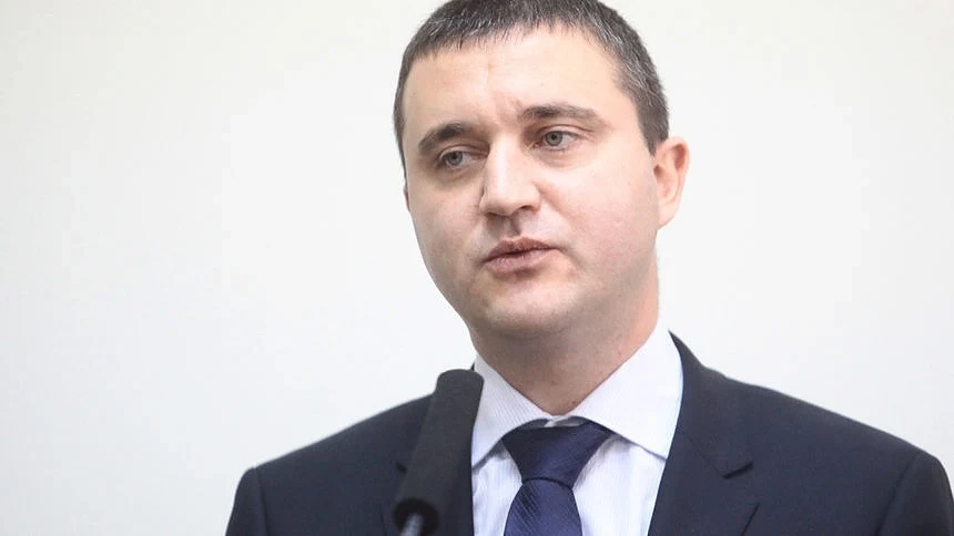 Горанов: Не може в София да има болници колкото в цяла Холандия