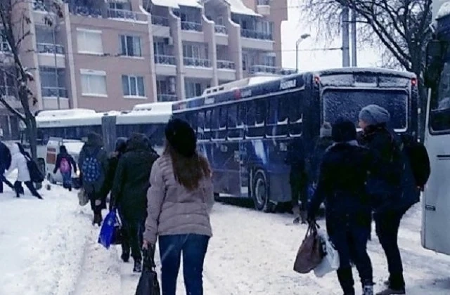 Само за денонощие 140 са потърсили помощ в \
