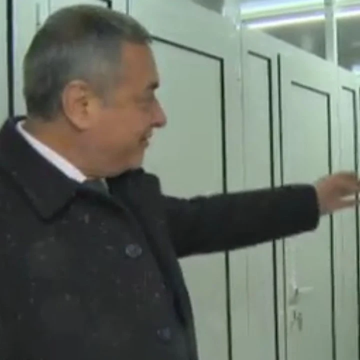 Симеонов за откритата тоалетна: Не виждам нищо унизително