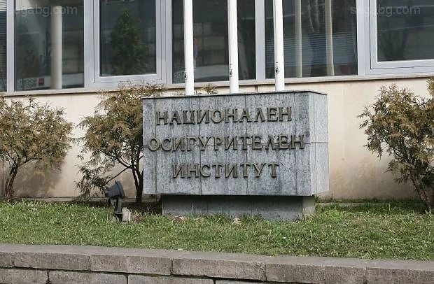 НОИ започва изплащането на пенсиите и допълнителните суми към тях