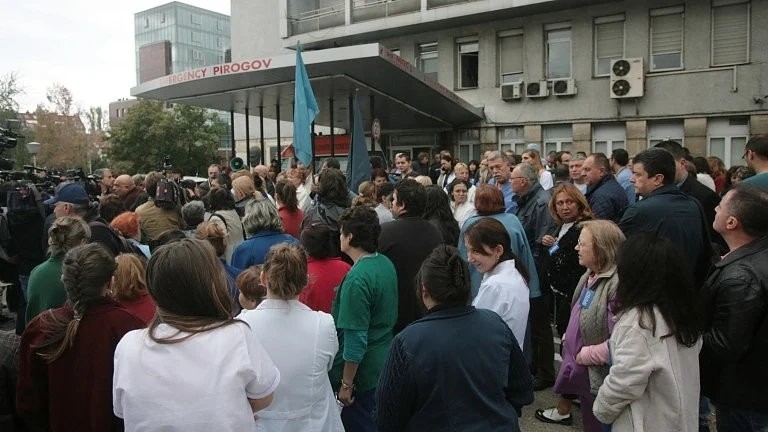 Лекари от \