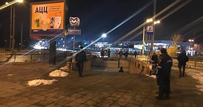 Полиция заварди подлеза на Централната автогара в София!