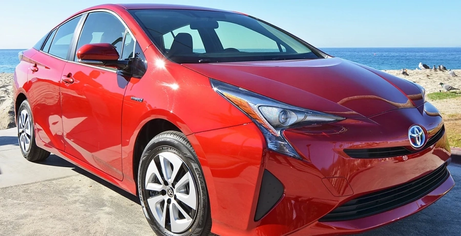 Toyota спира колите с бензинови и дизелови двигатели до 2025 г.
