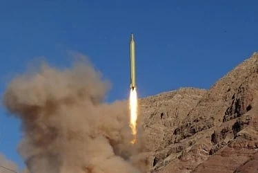 Саудитска Арабия съобщи, че е прихванала ракета изстреляна от шиитските бунтовници в Йемен
