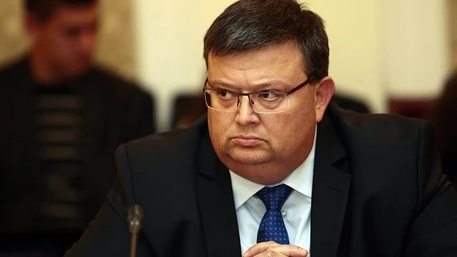Цацаров за убийството на малката Дамла: Стесняваме кръга. Изключена е версията, че е психопат  