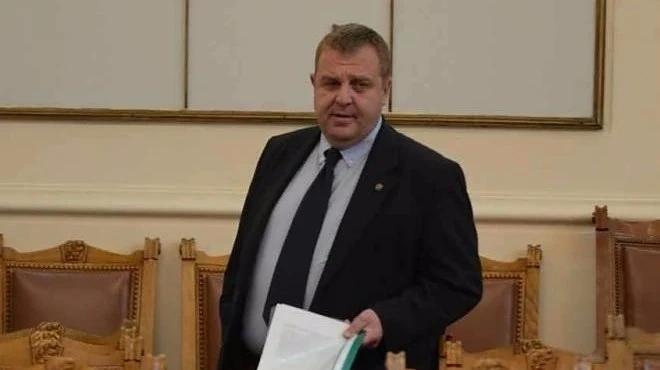 Каракачанов видя \