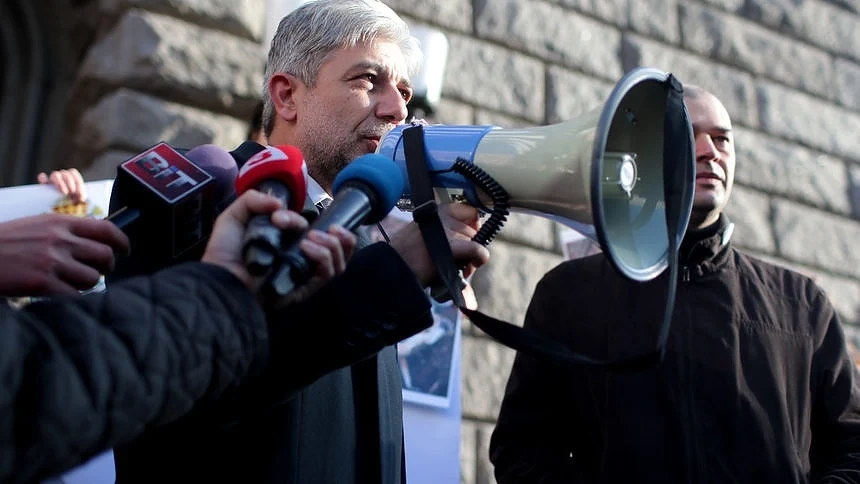 Екоминистърът ще настоява за забрана на колите над Банско, ако има втори кабинков лифт