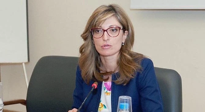 Захариева: Българското председателство трябва да върне вярата в европейската идея