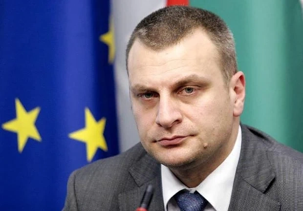 Курумбашев: Регионите и градовете трябва да имат водеща роля в насърчаването на иновации в чиста енергия