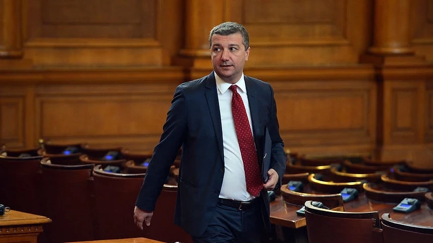БСП иска дебат в парламента за общинските болници \