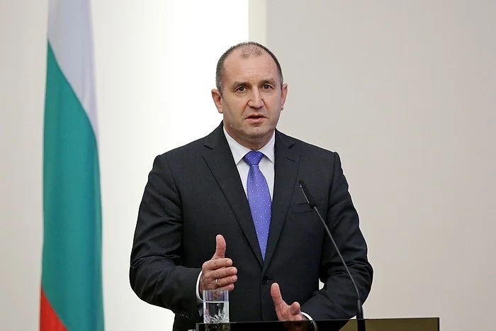 ГЕРБ нападна Радев след отчета му