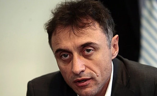 Скандалът в БДЖ се разраства, началник заплашва служител, участвал в репортаж