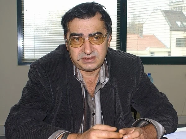 На Радев му трябва по-ясна лична кауза