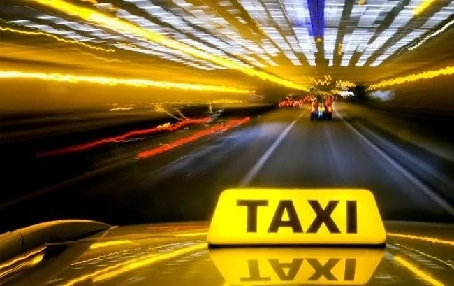 Психично болен напада таксиджия, той се защитава и сега може да влезе в затвора