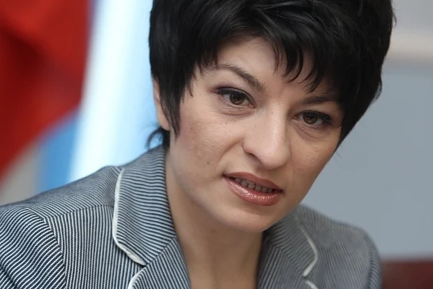 Десислава Атанасова от ГЕРБ за Борисов и Живков