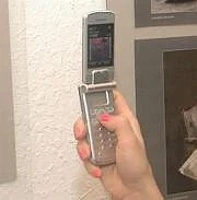 Във Венецуела се разплащат с мобилни телефони