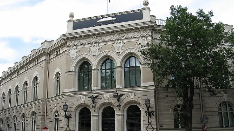 Управителят на латвийската централна банка е освободен под гаранция