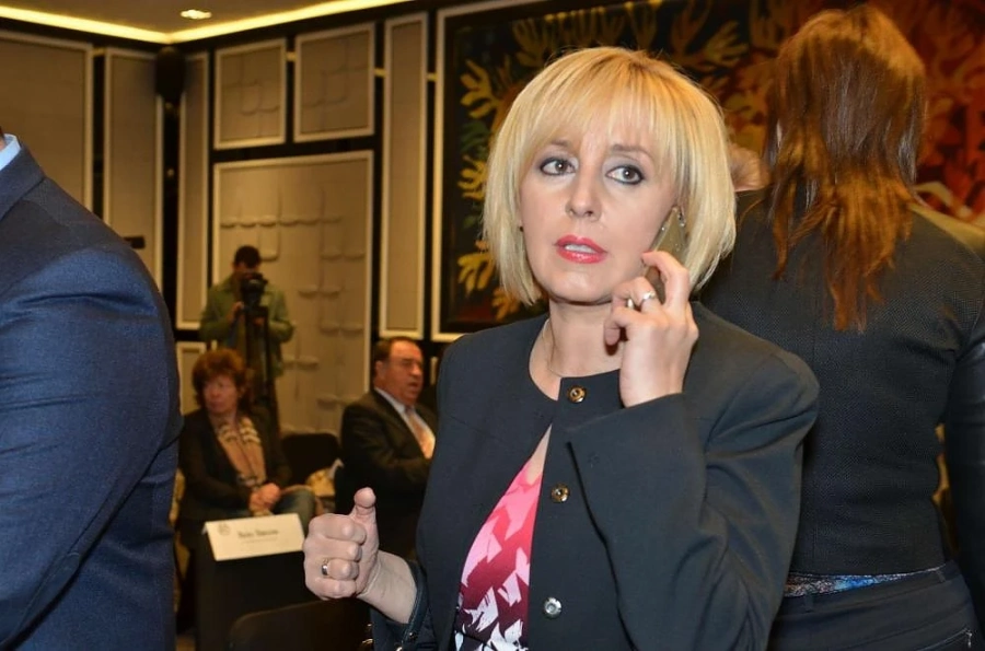 Мая Манолова догони президента Радев по рейтинг