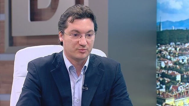 Зарков: Още днес правителството да каже, че не приема сделката с Гинка