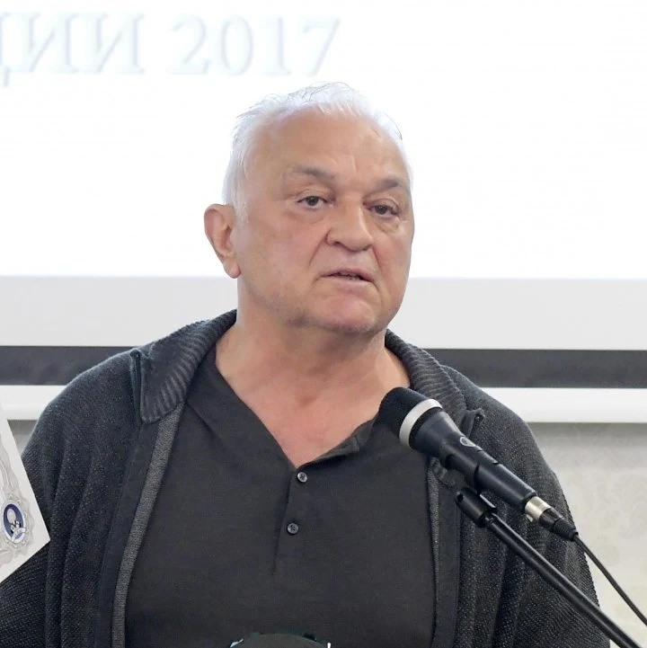 Сашо Диков започва работа в „Шоуто на Слави”