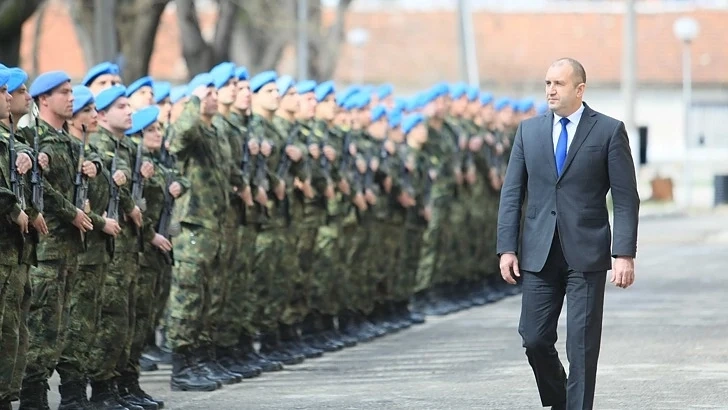 Румен Радев: Патриарх Кирил дойде в България като духовен водач, но избра да си тръгне като политик