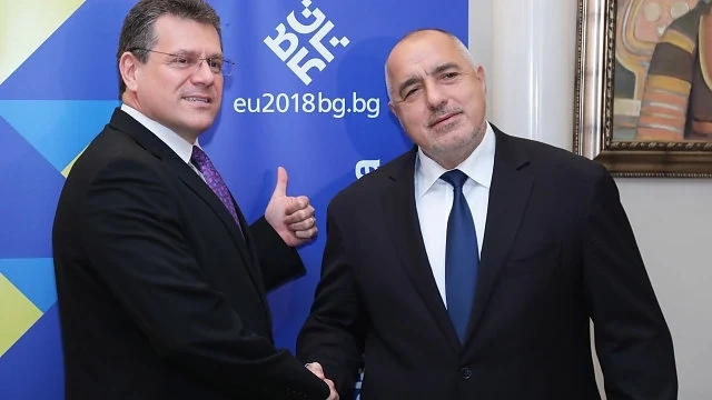 ЕК ще следи внимателно сделката за ЧЕЗ в България 