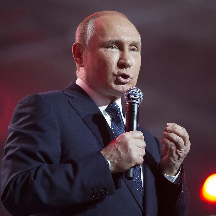 Путин: Гласувайте заради ”съдбата на великата Русия”