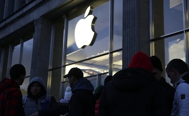 Apple разработва ново поколение MicroLED екрани
