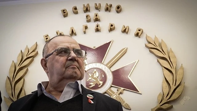 Разследват Божидар Димитров – сключвал в НИМ договори с роднини 