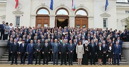 Колко са работили депутатите от началото на мандата си