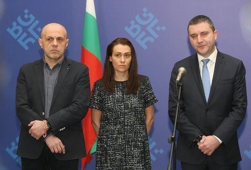 Обратно на старта: ЧЕЗ - за Гинка, държавата - без участие, Теменужка - пак министър