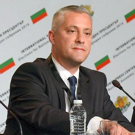 Трус в СДС: Свалят Лукарски на Национален съвет