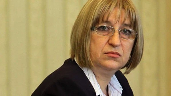 Цецка Цачева: Случаят с Желяз е в ранна фаза, да не го предпоставяме