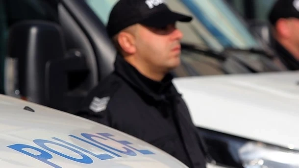 Полицай е прострелян при операция на МВР край Луковит