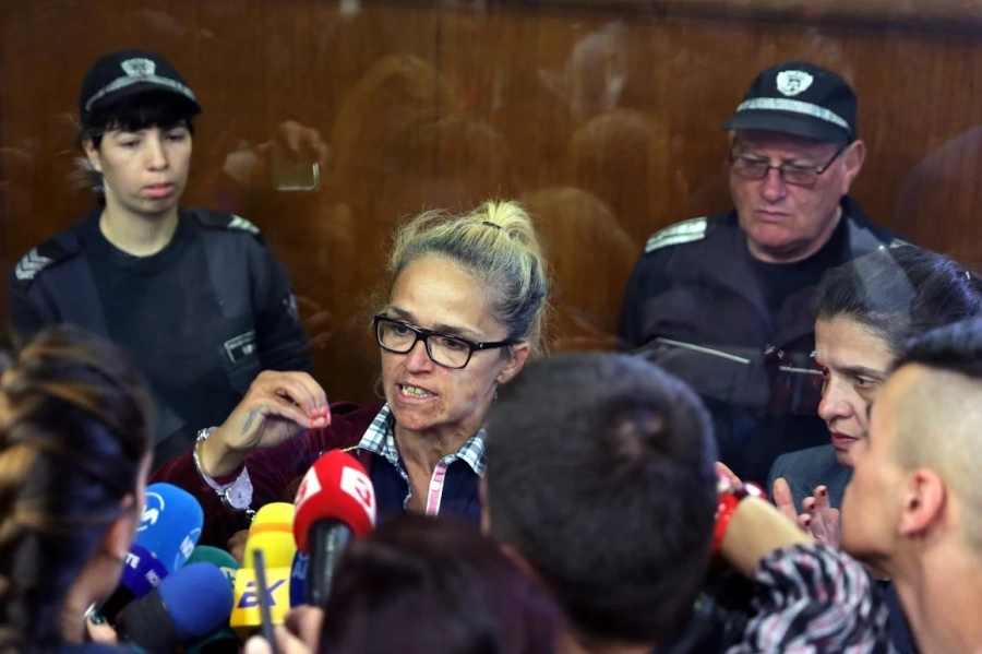 Адвокатът на Иванчева: Няма доказателства да е искала подкуп