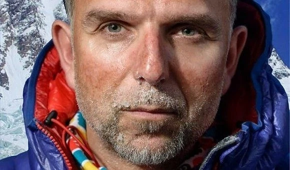Тримата шерпи не откриха Боян Петров в лагер 1. Операцията е прекратена за днес