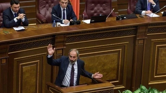 Избраха лидера на протестите в Армения за премиер